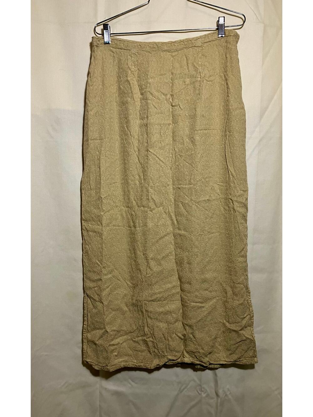 Russ Berens Tan Skirt Woman’s Size Large.